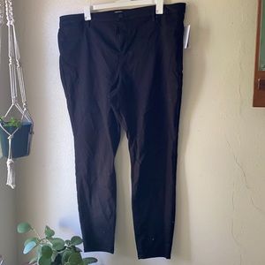 Stretchy skinny pants 24W